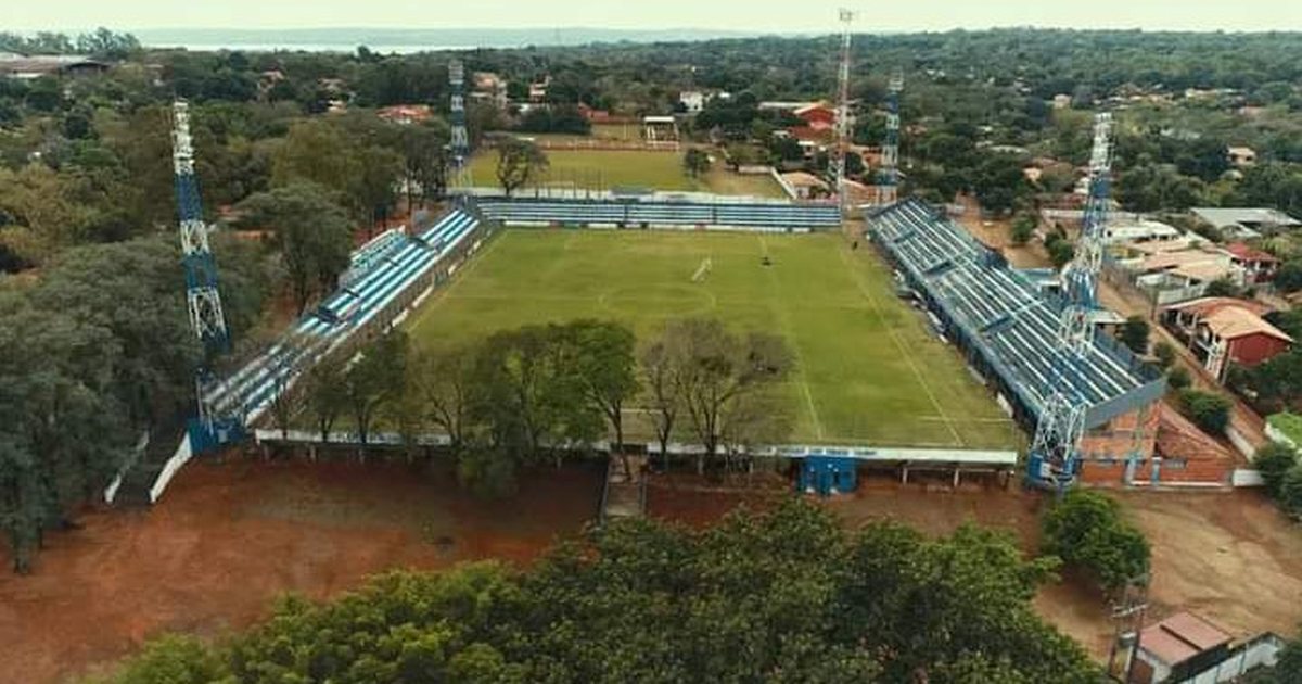 Vista aérea del estadio del Club 12 de Octubre, en Itauguá