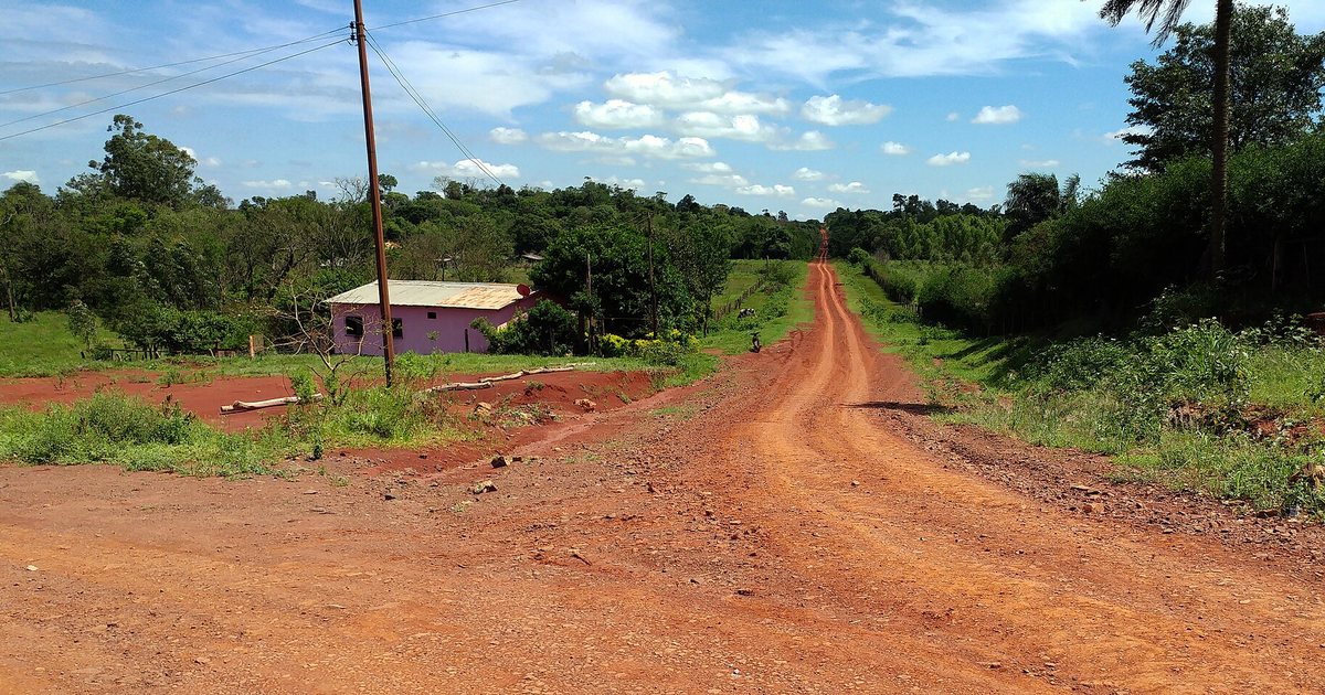 Camino rural cerca de Yguazú, en Alto Paraná