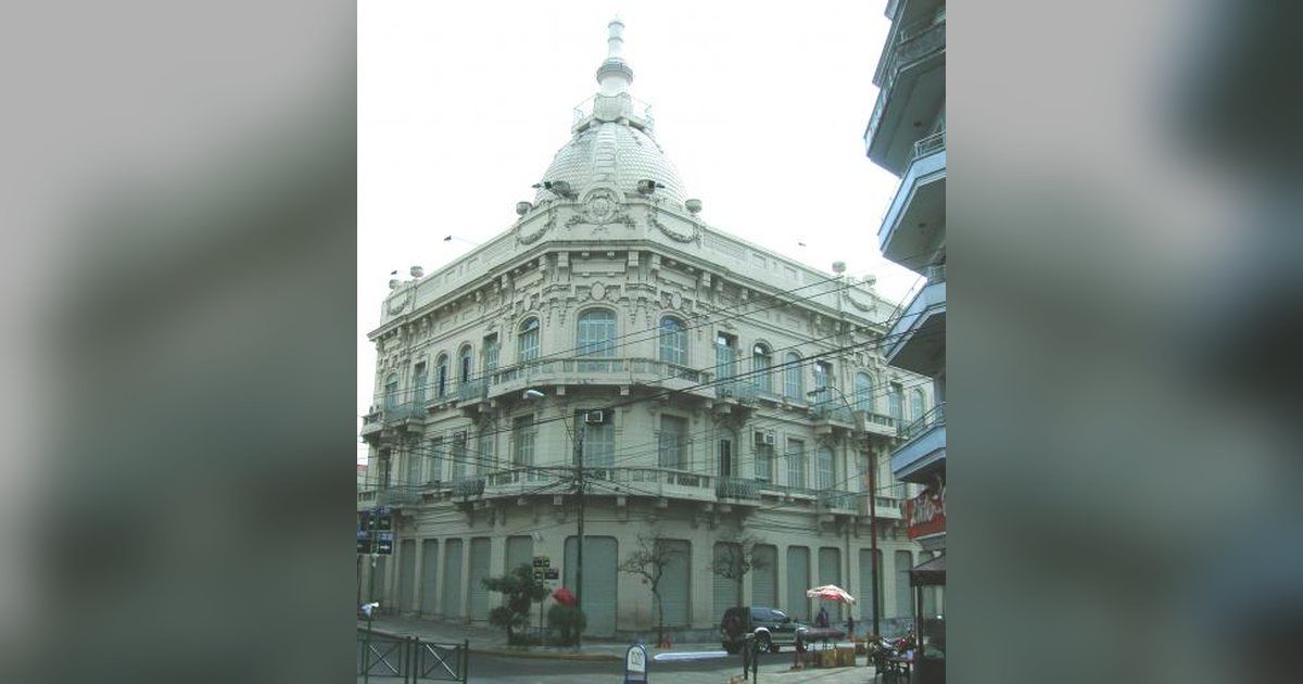 Edificio del Ministerio de Economía y Finanzas, antes Hacienda, en el centro de Asunción