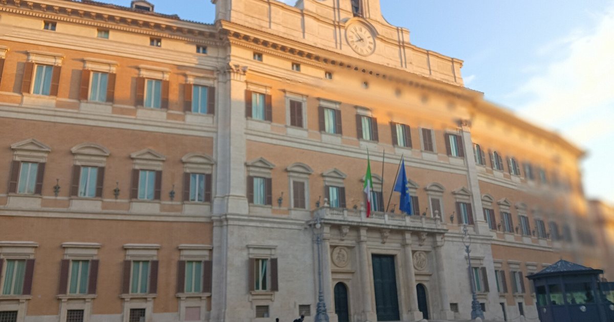 Palacio de Montecitorio, sede de la Cámara de Diputados de Italia, en Roma
