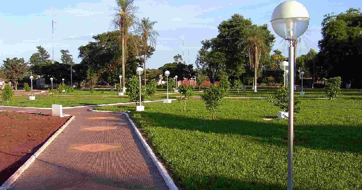 La plaza de Katueté, la ciudad de Canindeyú donde funciona la planta láctea