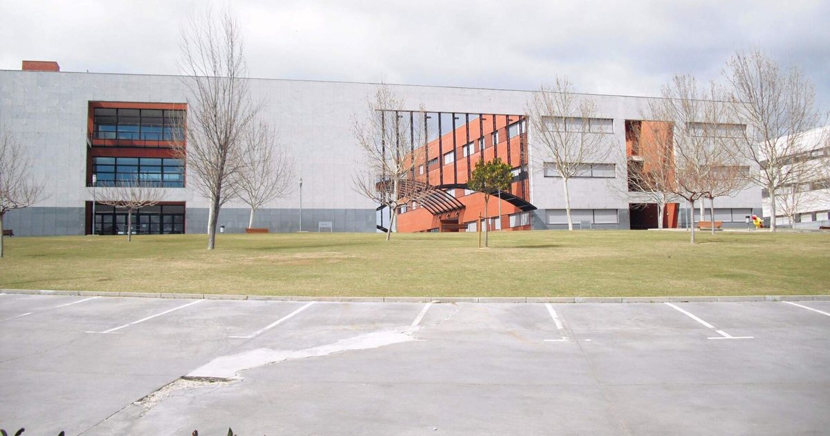 Edificio del campus de Móstoles de la Universidad Rey Juan Carlos, en la Comunidad de Madrid