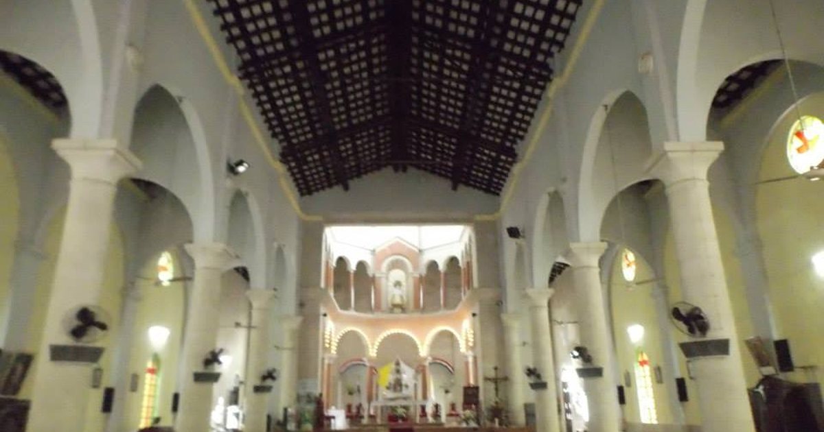 Nave central de la Basílica Menor Nuestra Señora del Pilar, en Pilar, Ñeembucú
